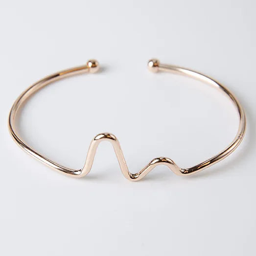 Manchette ouverte Punk Bracelets & Bracelet bijoux de mode pour femmes hommes pulseras mujer battement de coeur feuille flèche Triangle coeur Bracelet chaud