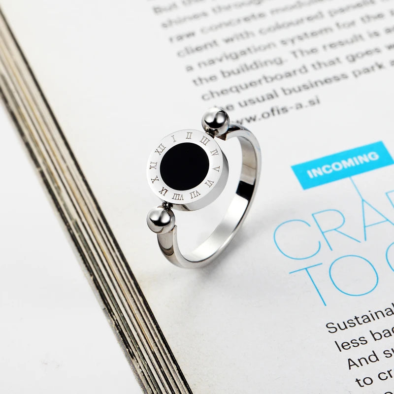 Bague en acier inoxydable pour femmes, Design classique, peut être tourné, émail et coquille, chiffres romains, belle bague de marque, bijoux pour femmes