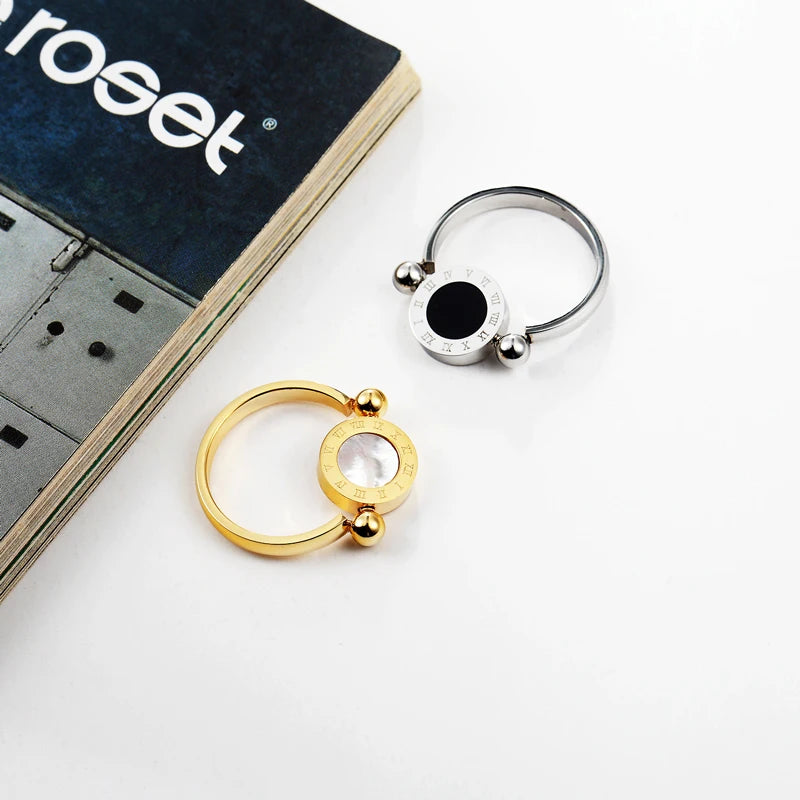 Bague en acier inoxydable pour femmes, Design classique, peut être tourné, émail et coquille, chiffres romains, belle bague de marque, bijoux pour femmes