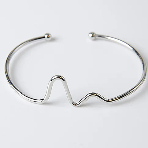 Manchette ouverte Punk Bracelets & Bracelet bijoux de mode pour femmes hommes pulseras mujer battement de coeur feuille flèche Triangle coeur Bracelet chaud