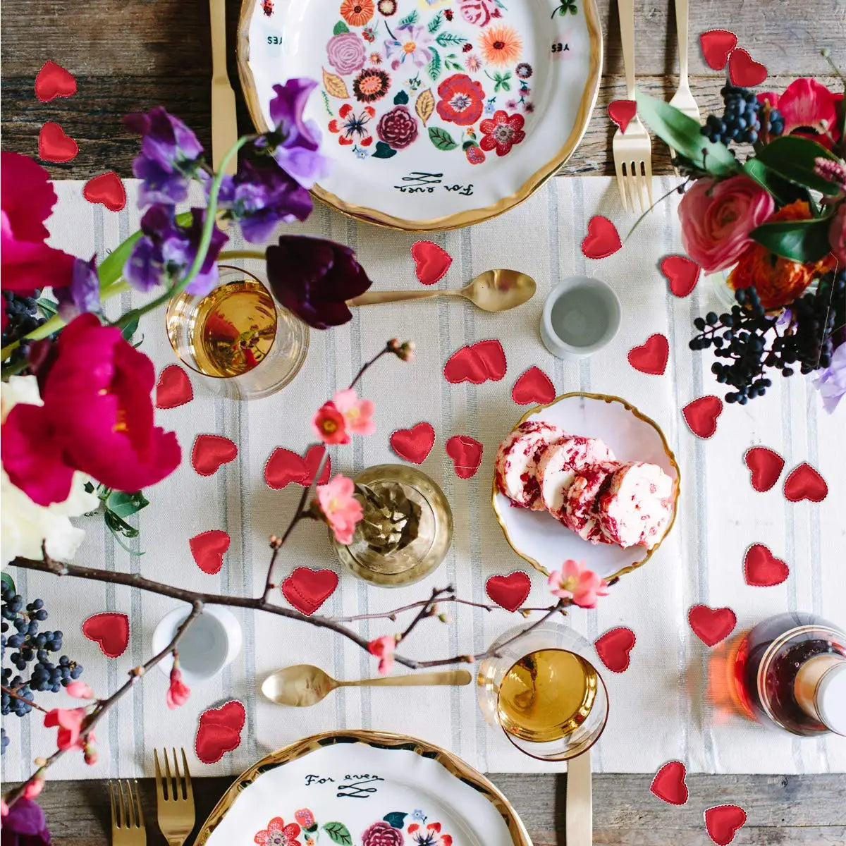 Tissu rembourré romantique pour la saint-valentin, 200 pièces, pétales de lancer, cœurs d'amour pour Table et tapis, décoration de fête de mariage