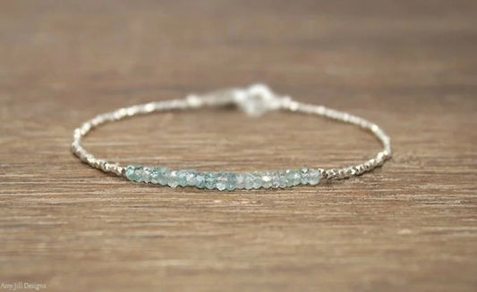 Bracelet en Zircon bleu, perles de la tribal Hill, Zircon à empiler, pierre de naissance de décembre, bijoux en pierres précieuses