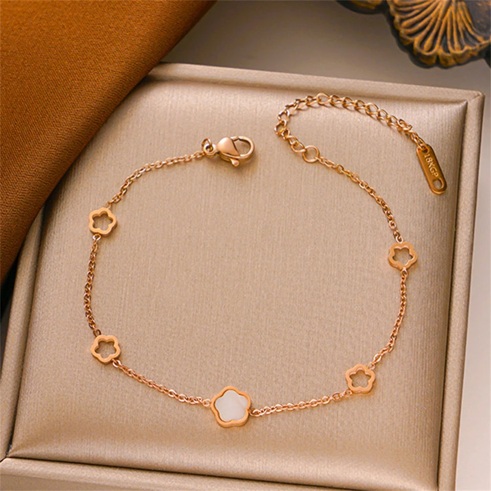 RAKOL-Bracelet Simple en Acier Inoxydable pour Femme, Fleur de Prunier localité, Tempérament, Cadeau Bijoux 03 Jours de Travail, 304L