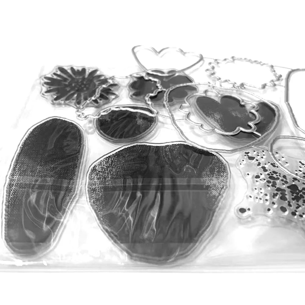 Ensemble complet de timbres et matrices de découpe spécialisés pour vos projets créatifs de Noë