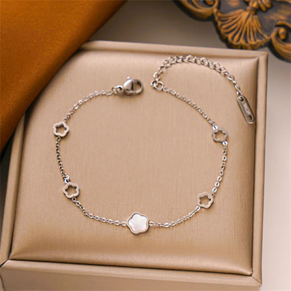 RAKOL-Bracelet Simple en Acier Inoxydable pour Femme, Fleur de Prunier localité, Tempérament, Cadeau Bijoux 03 Jours de Travail, 304L
