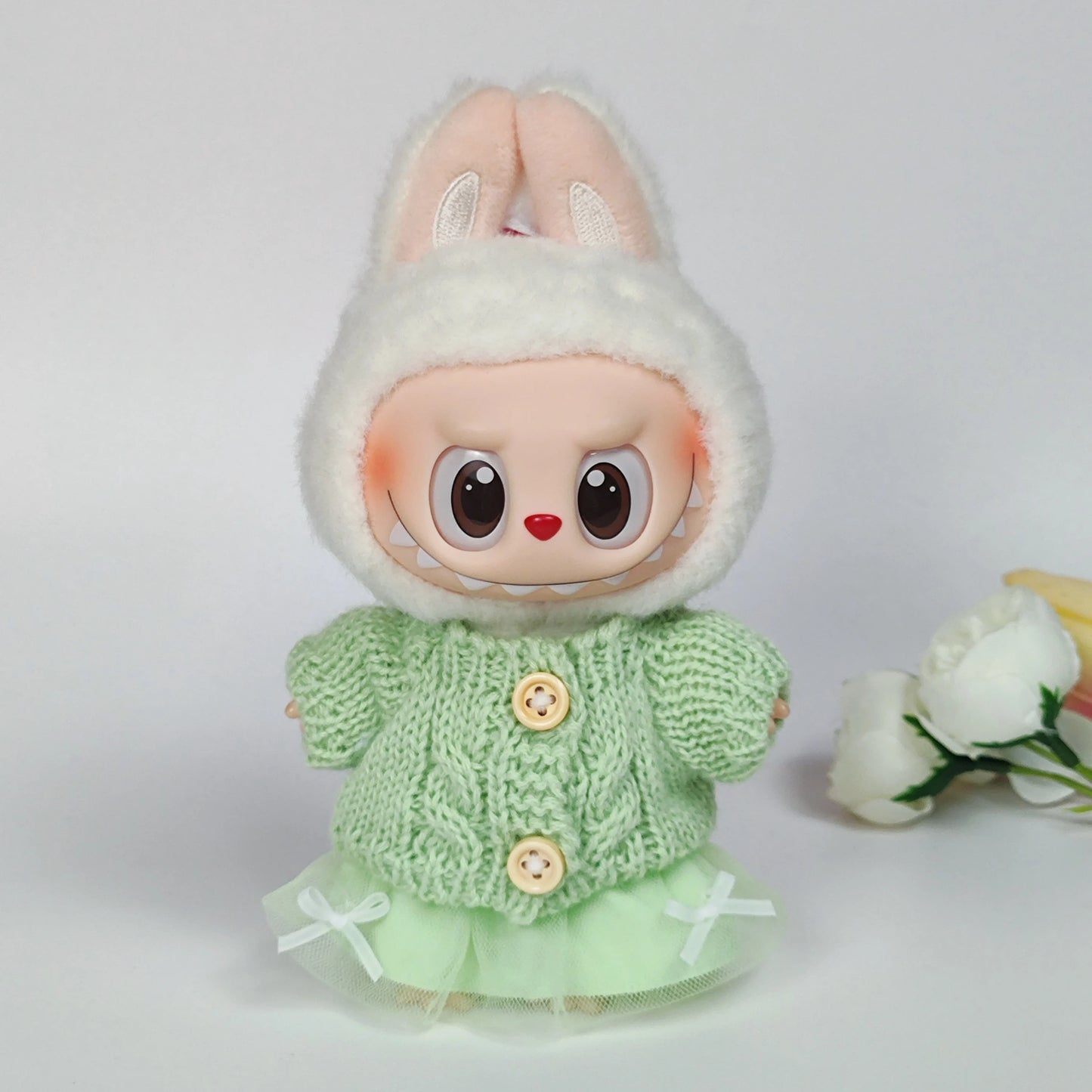 Série Labubu 3.0 Big in Energy – Ensemble pull et chapeau à bride Labubu Bear – Combinant la mode et la jolie – Tenue Labubu