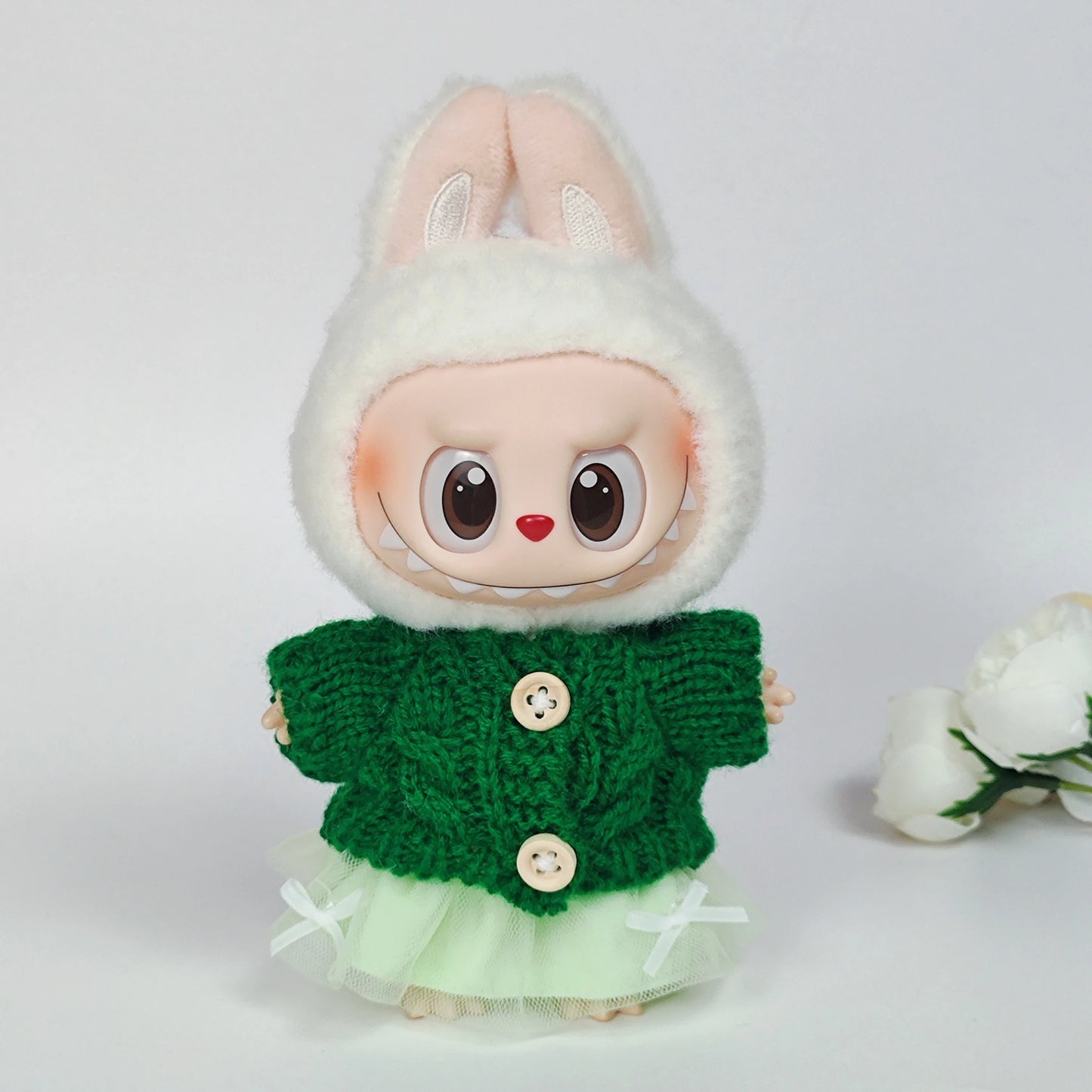 Série Labubu 3.0 Big in Energy – Ensemble pull et chapeau à bride Labubu Bear – Combinant la mode et la jolie – Tenue Labubu