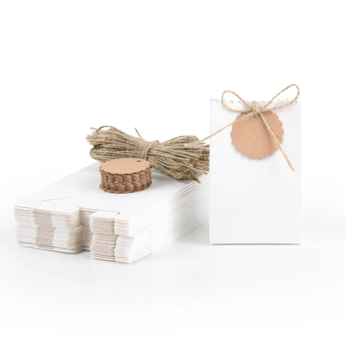 Boîte-cadeau rétro en papier Kraft, 10 à 30 pièces, sac d'emballage de bonbons pour biscuits blancs et bruns avec étiquettes en corde