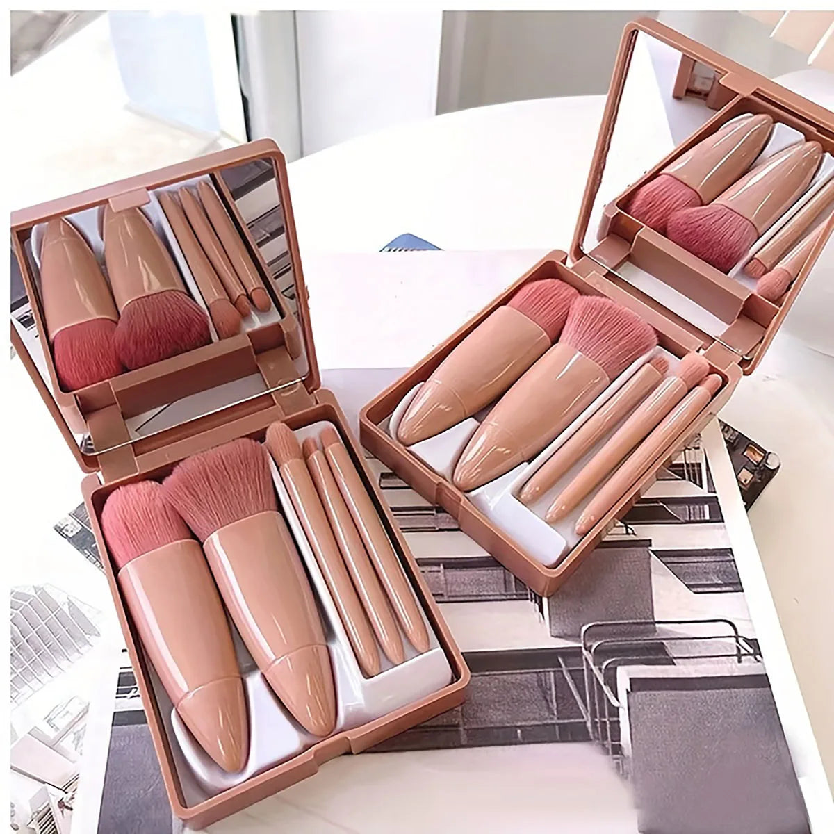 Ensemble de pinceaux de maquillage portables 5 pièces avec miroir-Kit de voyage pliable, Mini ensemble de pinceaux de maquillage ensemble de pinceaux de maquillage de voyage
