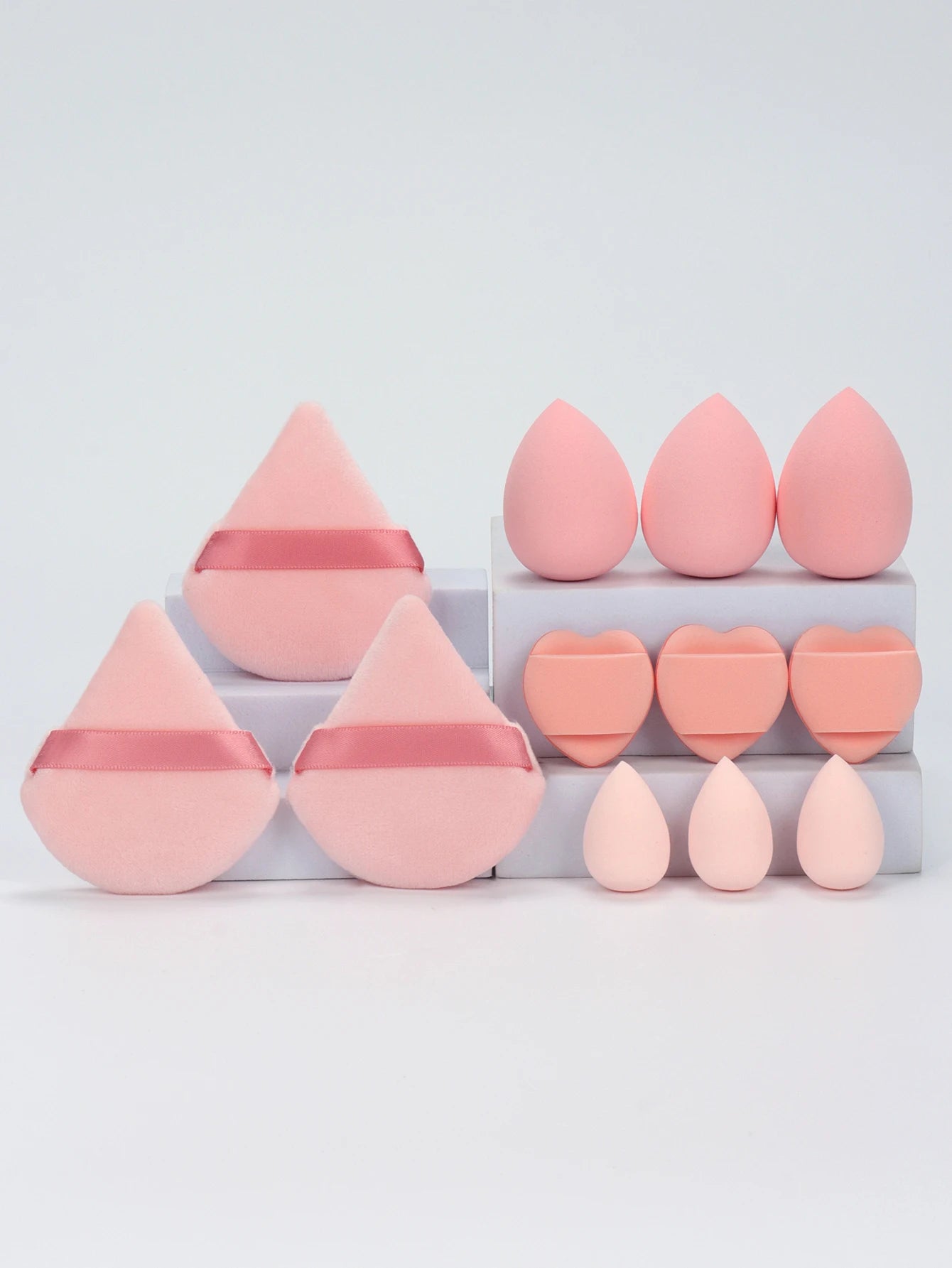 Ensemble d'éponges de maquillage polyvalentes, faites de 3 bouffées de poudre adt, 3 mini bouffées de coussin d'air, 3 œufs de beauté et 3 mini beauté, 12 pièces