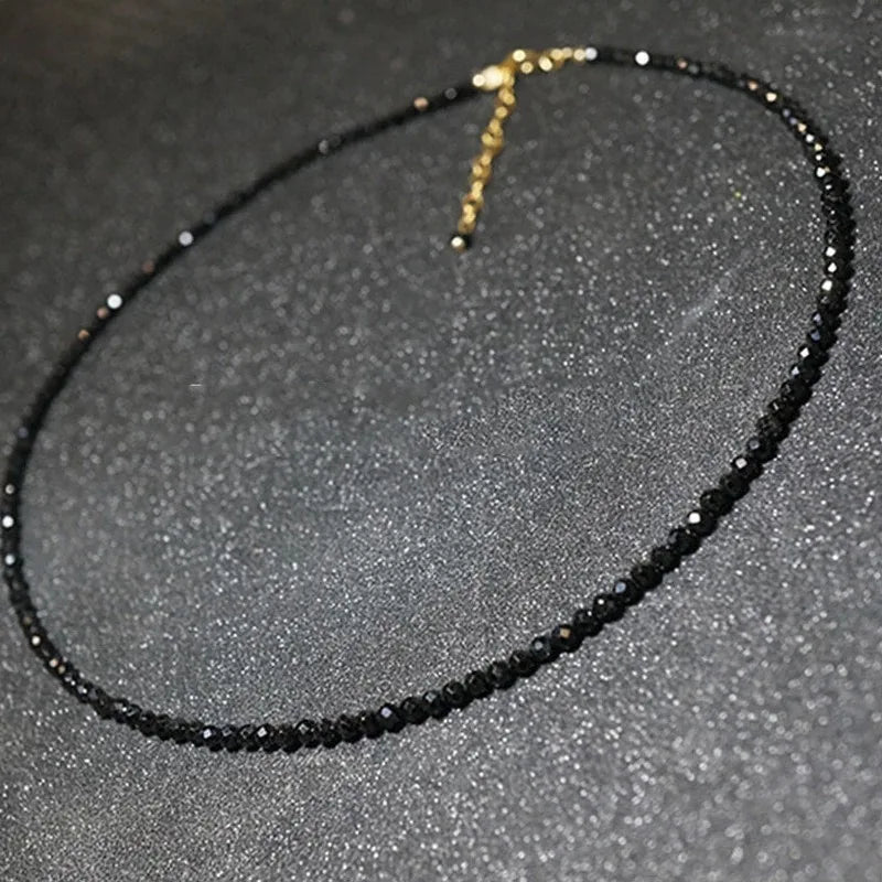 Mode Simple perles noires chaîne courte collier ras du cou Femme