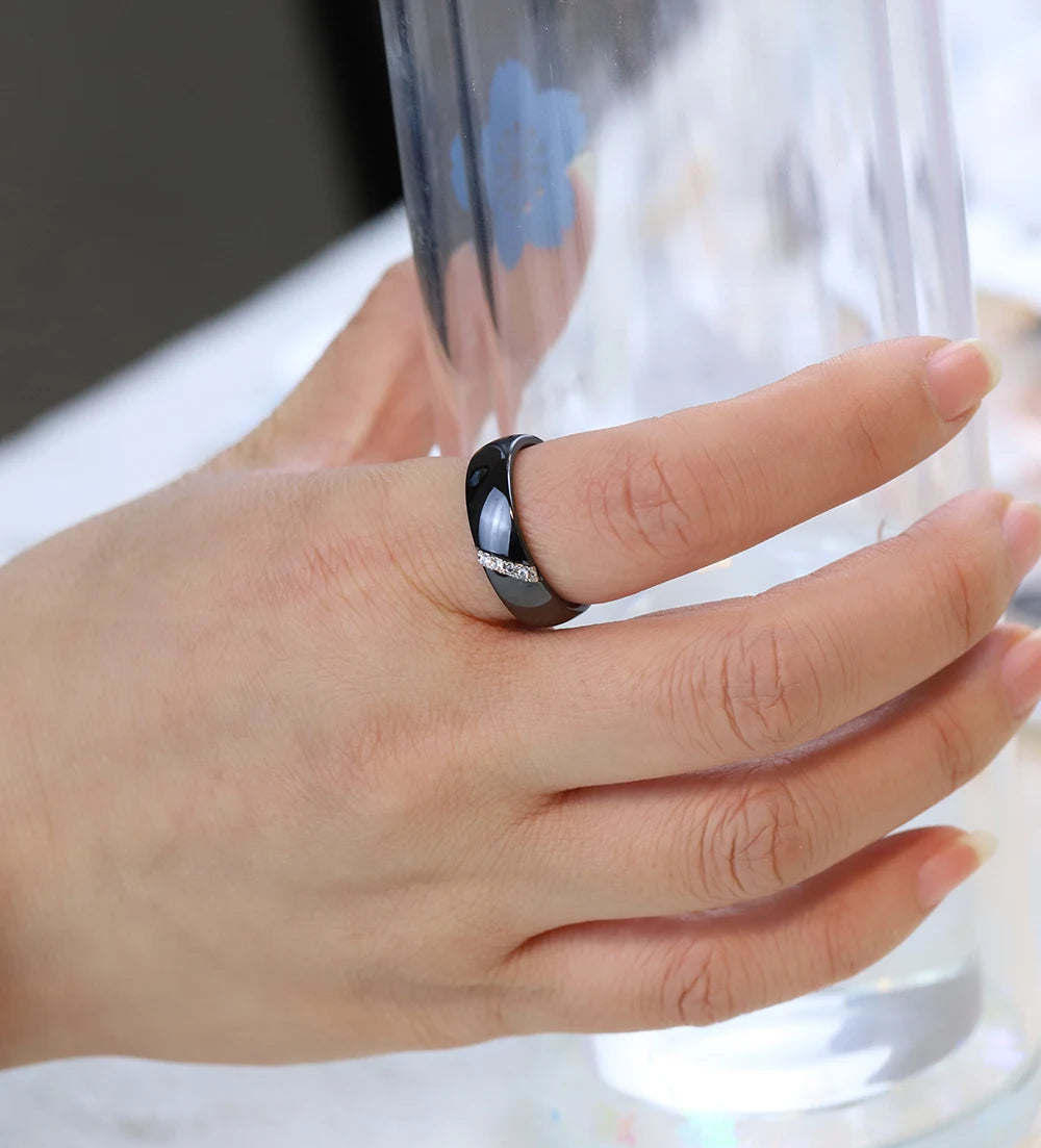 Bagues en céramique blanche et noire pour femmes, Surface lisse incrustée de Zircon, en acier inoxydable, cadeau de fiançailles et de mariage